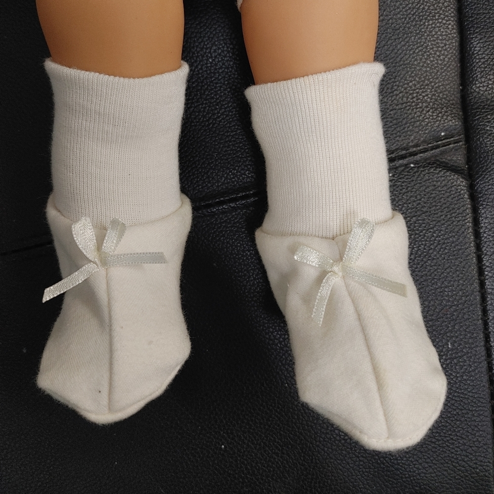 Doll Shoes / Slippers -  Cloth, Great Condition, Hand Made